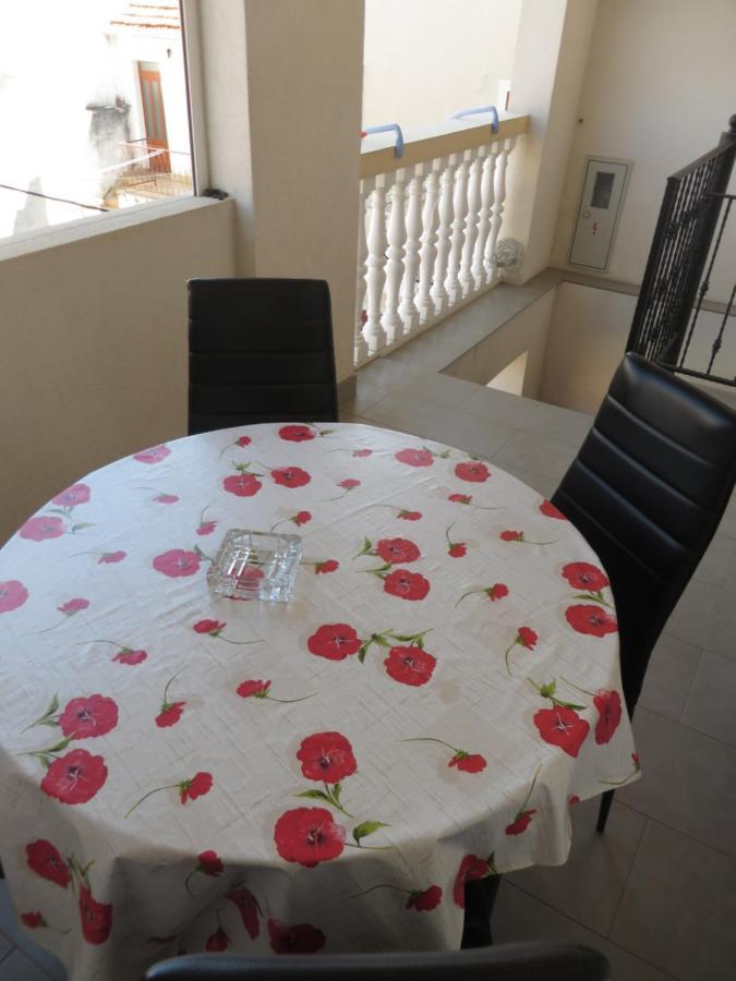 Sweet Sea Apartments Pakostane Exterior photo